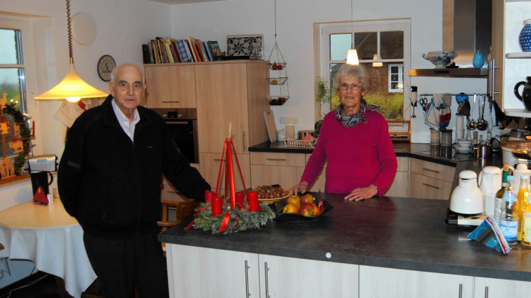 Offene Küche: Günter und Elisabeth Ketels sind begeistert von ihrem neuen Haus. 
