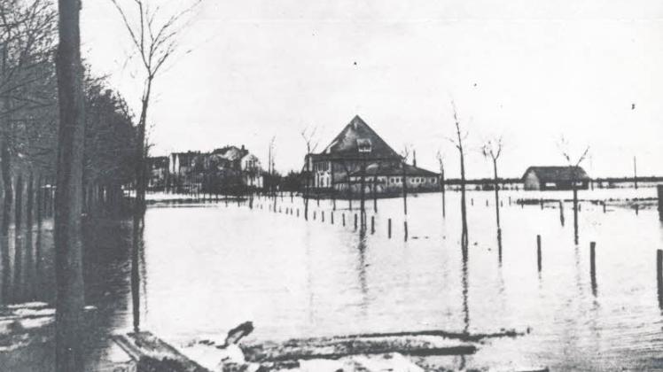 Warnemünde startete mit einer Sturmflut in das Jahr 1914. 
