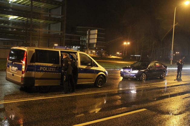 Autofahrer rast Ampel in Rostock um - Stromausfall auf ganzer Kreuzung