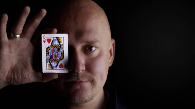 Hat die richtigen Karten: Magier Andreas Hübsch.