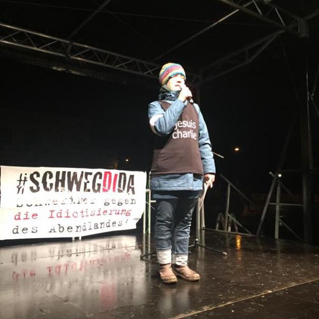 Michaela Skot ist stolz auf Schwerin. Sie ruft zur Gedenkminute auf