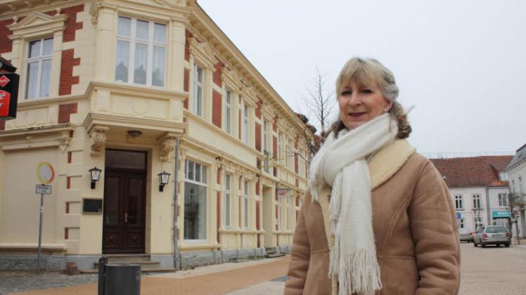 Als Marie Eckert das Haus in der Lindenstraße zum ersten Mal sah, hat sie sich sofort verliebt. 
