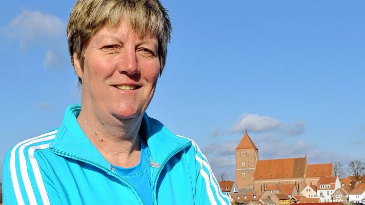 Anke Pohla  will Bürgermeisterin werden –  die 51-Jährige ist  seit 2008 Mitglied der SPD in Plau  und wurde von ihrem Ortsverband nominiert.