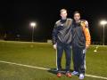 Trainer Jan Ketelsen (l.) und der 1. FC Quickborn unterstützen den 17-jährigen Aliakbar B.  