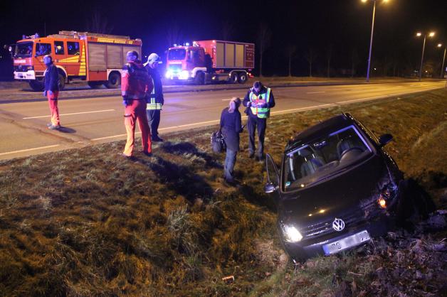 Betrunkener (2,2 Promille) verursacht auf Rövershäger Chaussee in Rostock schweren Unfall