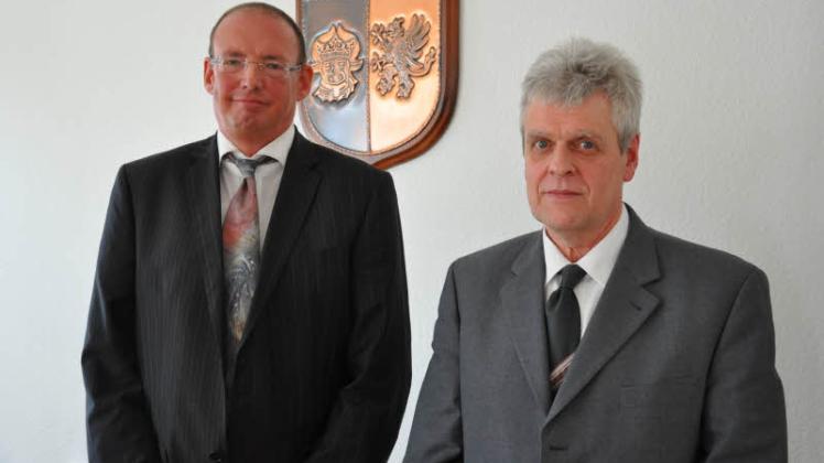 Siegmar Hackbarth (l.) und Andreas Merklin arbeiten ab Montag gemeinsam in Ludwigslust. 