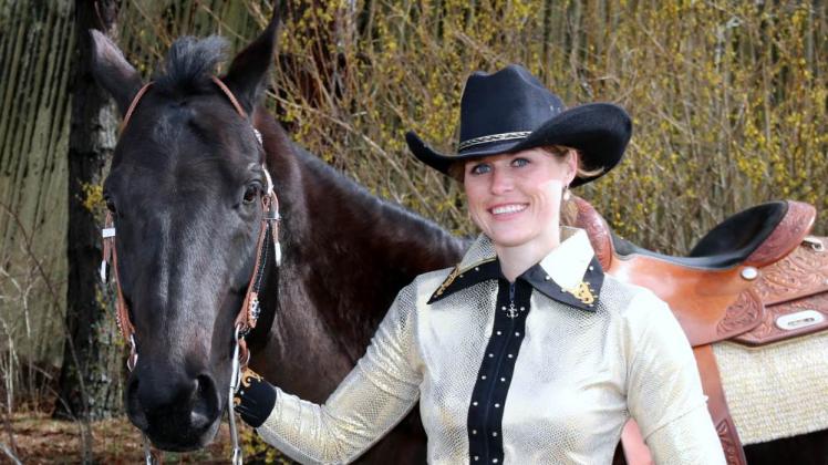 Auf der Nordpferd werden auch die Westernreiterin Vanessa Krapp (30) und ihr Quarterhorse-Wallach Tyson wieder für Staunen im Publikum sorgen. 