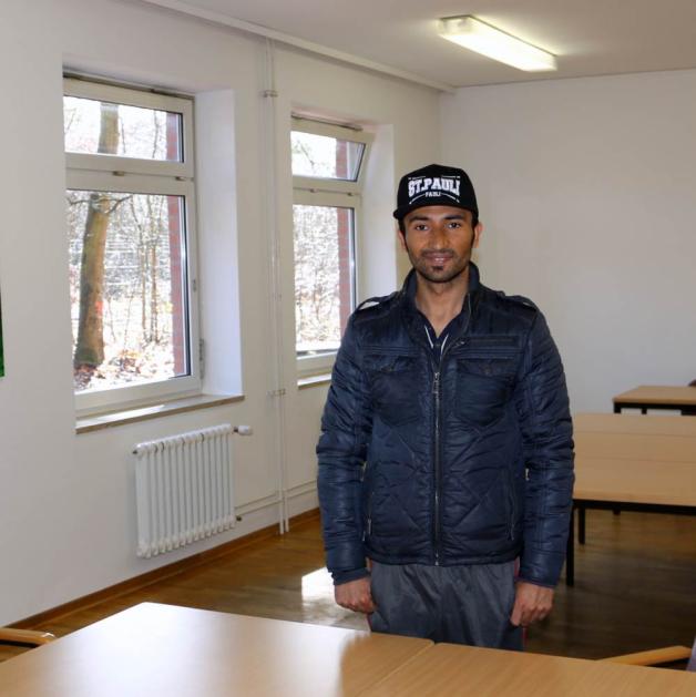 Der 25-jährige Sayed Farid Mousavi aus Afghanistan gehörte zu den ersten Flüchtlingen, die in Boostedter untergebracht wurden.
