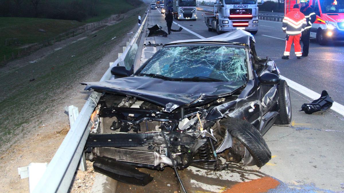 Rechts-Überholer Stirbt Nach Unfall Auf Der A1 | SHZ