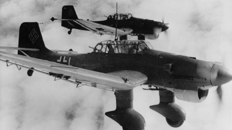 Über Groß Ridsenow kam es einst zu einem Luftkampf. Bei dem Foto handelt es sich jedoch um eine Ju 87 „Stuka“, deren Wrack vor Rügen gefunden wurde. 