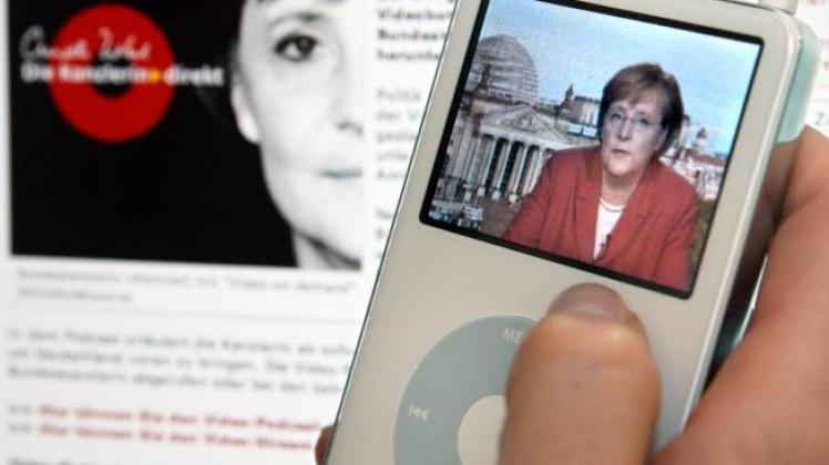 Auch die Bundeskanzlerin Angela Merkel betreibt einen Podcast. Bislang haben die Videokurzbotschaften nicht den Weg aus der Nische geschafft.  