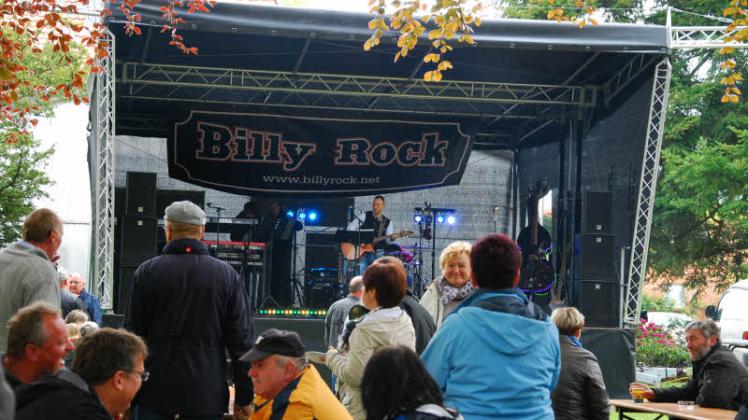 Oldie- und Rock‘n‘Roll-Klassiker in Demern mit der Live-Band „Billy Rock“. 