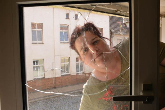Auch das Fenster im Kinderzimmer von Ramona Dorns Tochter wurde beim Sturm beschädigt. 