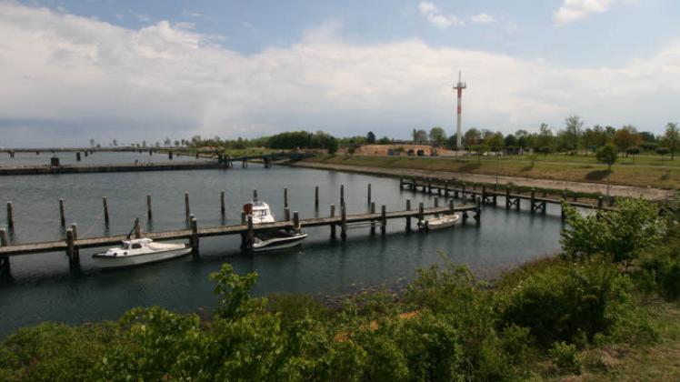 Im Südwesten des Hafenbeckens soll eine Marina mit bis zu 350 Liegeplätzen entstehen. 