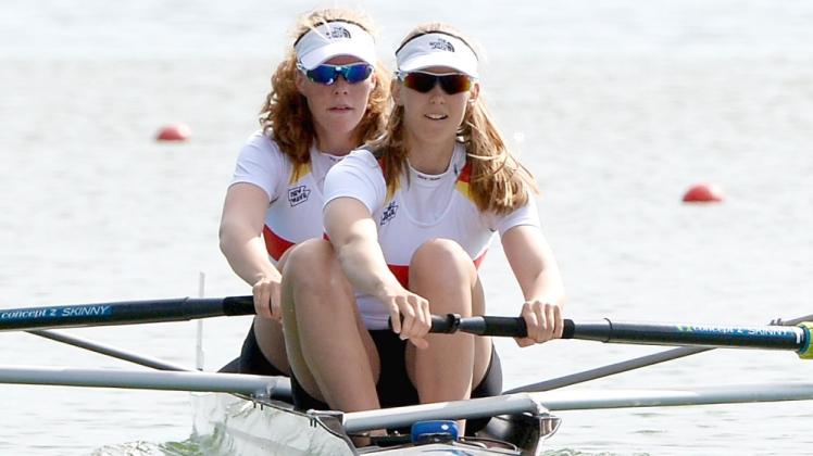 Leah Labudde (r.) und Carolin Dold wurden im Zweier Junioren-Europameister.  