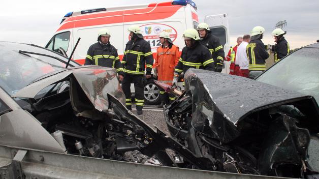 Unfall Auf Der B191 - Fünf Verletzte | SVZ