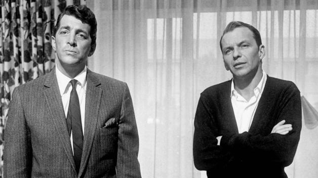 Die Original-Besetzung: Dean Martin und Frank Sinatra in Lewis Milestones "Ocean&apos;s 11" aus dem Jahr 1960. Foto: imago/ZUMA Press