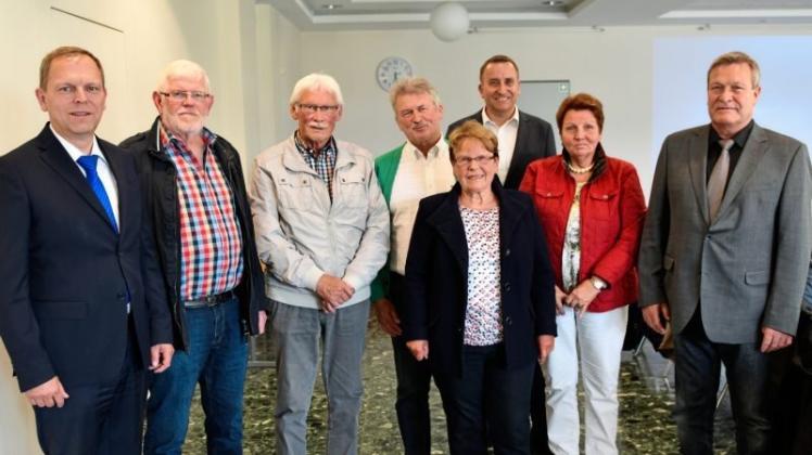 Die letzten Mitglieder des Salzbergener Seniorenbeirates sind jetzt vom Rat der Gemeinde geehrt und verabschiedet worden. 