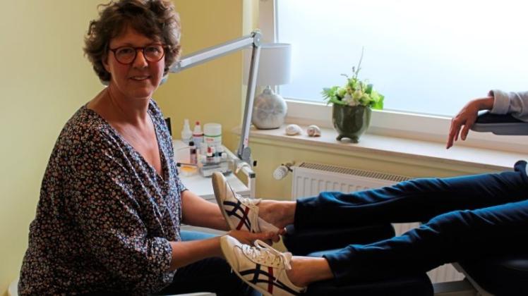 Für gesunde Füße sorgt Annette Timpe in ihrer Podologiepraxis in Fürstenau. 