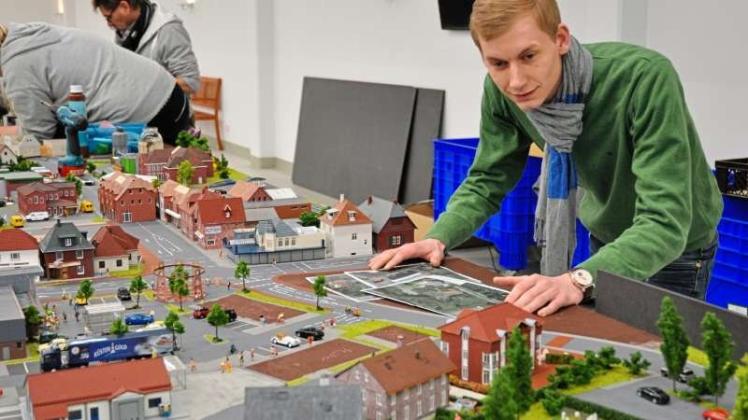 Jan-Christoph Kerski hat mit dem Leeraner Miniaturland große Pläne. 