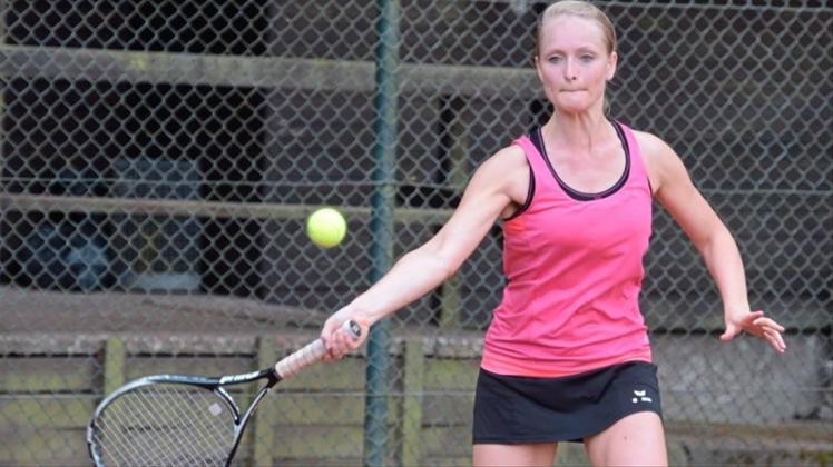 Kristina Quindt von Blau-Weiß Delmenhorst hatte im Doppel an der Seite von Nele Reimelt Pech. Kristina Quindt von Blau-Weiß Delmenhorst hatte im Doppel an der Seite von Nele Reimelt Pech.
