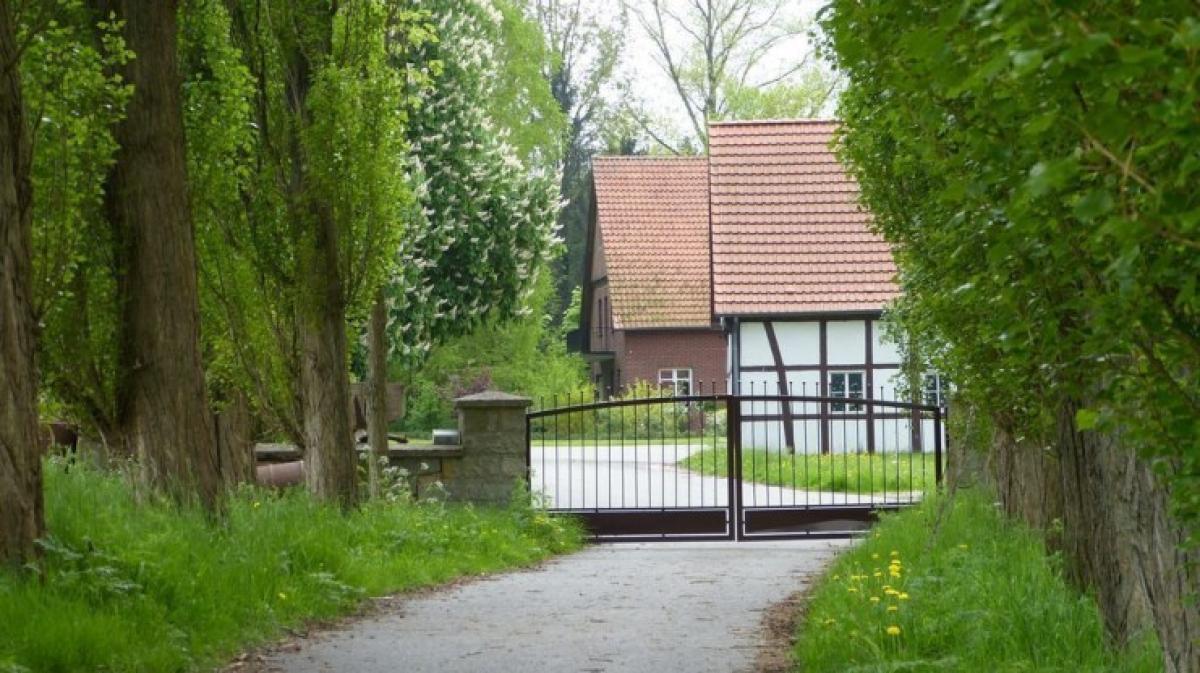 Osnabrück: Bauer sperrt privaten Durchgang über den | NOZ