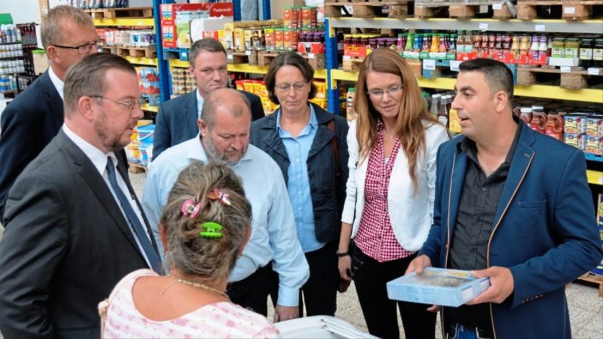 Großmarkt in ehemaliger ADO-Halle in Aschendorf | NOZ