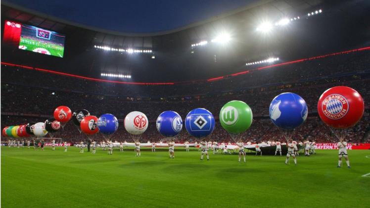 Der FC Bayern (Logo ganz rechts) ist der am wenigsten Sympathische Verein Deutschlands. Foto: imago/Lackovic