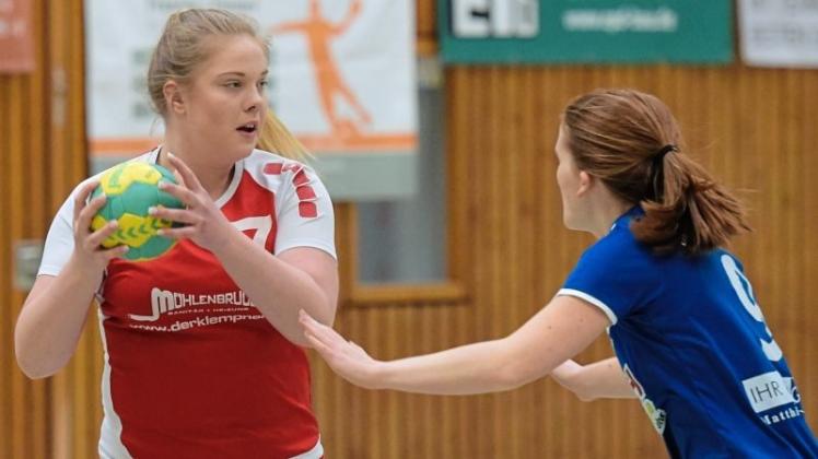 Sie warf ein spätes Siegtor gegen die JSG Geestland: Kyra Dietz von den A-Juniorinnen der HSG Delmenhorst. Die HSG versucht nun in der dritten Runde, die Landesliga-Qualifikation zu packen. 