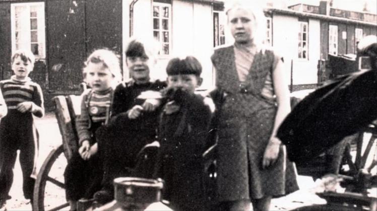 Kindheit im Sammellager: Tausende, die als Flüchtlinge oder Vertriebene ab 1944 nach Delmenhorst gekommen waren, lebten in solchen Baracken. 