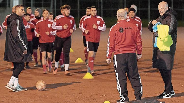 1.Training Türkgücü Kreisl.A mit Mario Basler