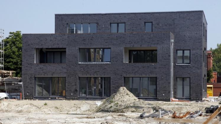 Für die Eigentumswohnungen am Baltrumweg 2 werden Spitzenpreise aufgerufen. Nach zunächst 4750 Euro pro Quadratmeter für das Penthouse wurde dieser Preis nun auf 4323 Euro pro Quadratmeter reduziert. 