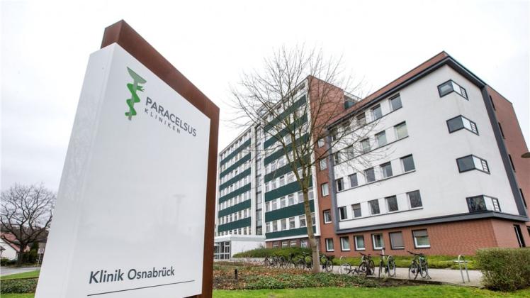 Nach einem Unfall mit einer Gamma-Kamera in der Osnabrücker Paracelsus-Klinik ist eine 77-jährige Patientin verstorben. Kurz zuvor war die Maschine bei einer offiziellen Wartung noch als einwandfrei eingestuft worden. 