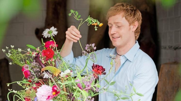 Florist und Fernsehexperte Björn KronerSalié wirbt für NOZ