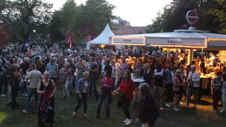 Gut besucht war das Stadtpark-Open-Air am Samstagabend in Quakenbrück. Foto: Bernard Middendorf