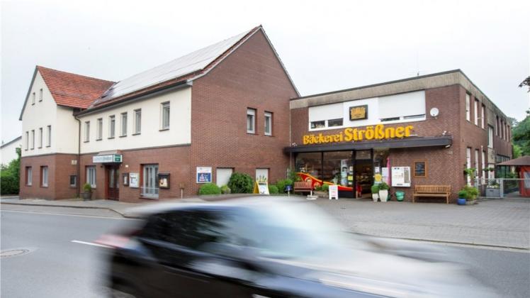 Der westliche Ortseingang von Hollage könnte bald ein neues Aussehen bekommen. Eine Wohnanlage soll lauf dem ehemaligen Schützenplatz entstehen. Der westliche Ortseingang von Hollage könnte bald ein neues Aussehen bekommen. Eine Wohnanlage soll lauf dem ehemaligen Schützenplatz entstehen.