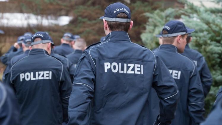 Angehende sächsischen Wachpolizisten während ihrer Ausbildung n der Hochschule der Sächsischen Polizei in Bautzen (Sachsen). 