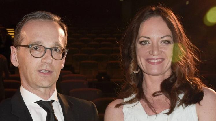 „Es gibt wirklich Wichtigeres“, sagt Justizminister Heiko Maas über sich und Natalia Wörner. „Es gibt wirklich Wichtigeres“, sagt Justizminister Heiko Maas über sich und Natalia Wörner.