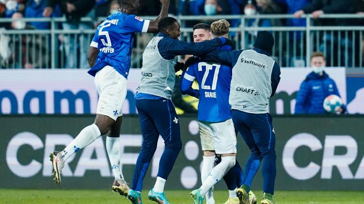 Darmstadt 98 - 1. FC Heidenheim Darmstadt 98 - 1. FC Heidenheim