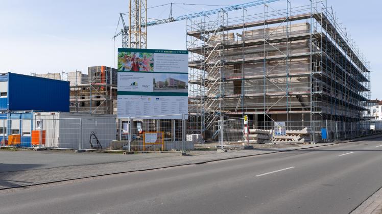 In diesem Gebäudekomplex an der Buerschen Straße wird das neue Jugend- und Kulturzentrum untergebracht. Neue-Mitte Nord in Melle-Mitte - so sieht es aktuell aus - 13.02.2022