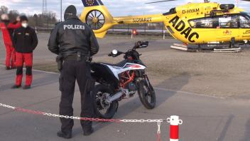 Motorradfahrer bei Auffahrunfall in Papenburg schwer verletzt