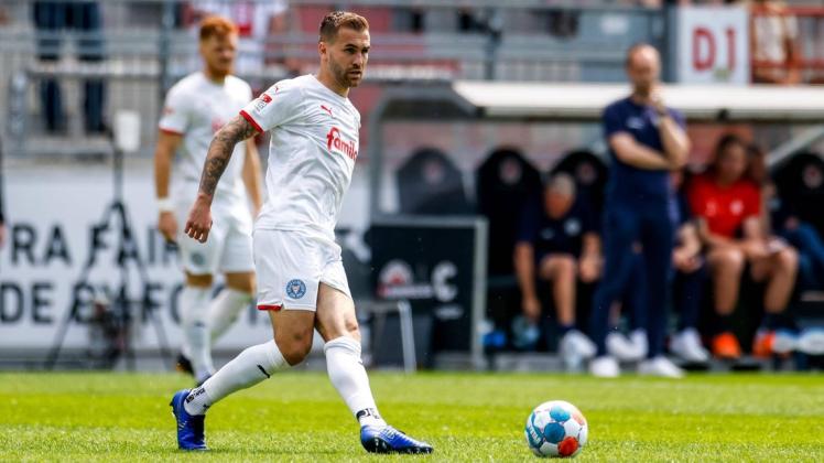 Den letzten Pflichtspieleinsatz verzeichnete Marco Komenda für Holstein Kiel zum Saisonstart beim FC St. Pauli.