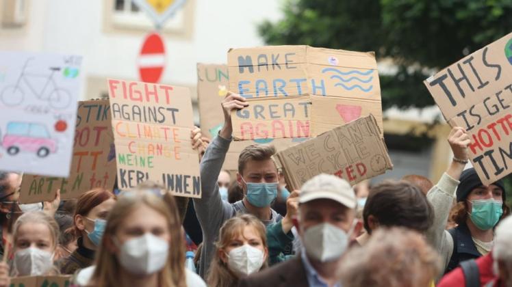 Laut Polizei waren rund 2600 Teilnehmer beim Klimastreik in Osnabrück dabei.