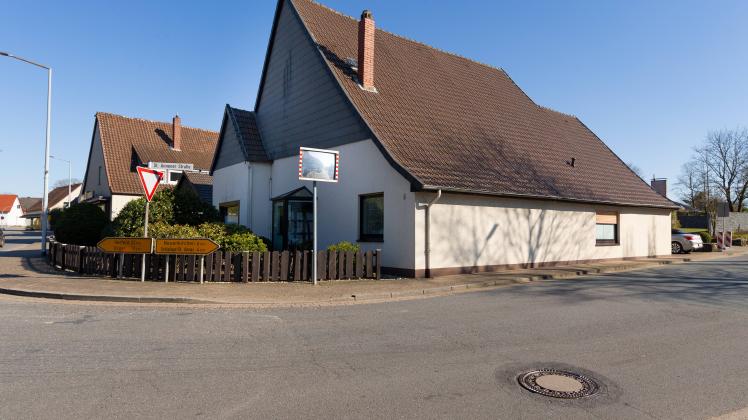 An der Kreuzung Alt Riemsloh/St. Annener Straße in Riemsloh steht eines der wohl ältesten heute noch bewohnbaren Häuser Niedersachens. Familie Peters wohnt in einem 500 Jahre alten Haus in Riemsloh 09.03.2022