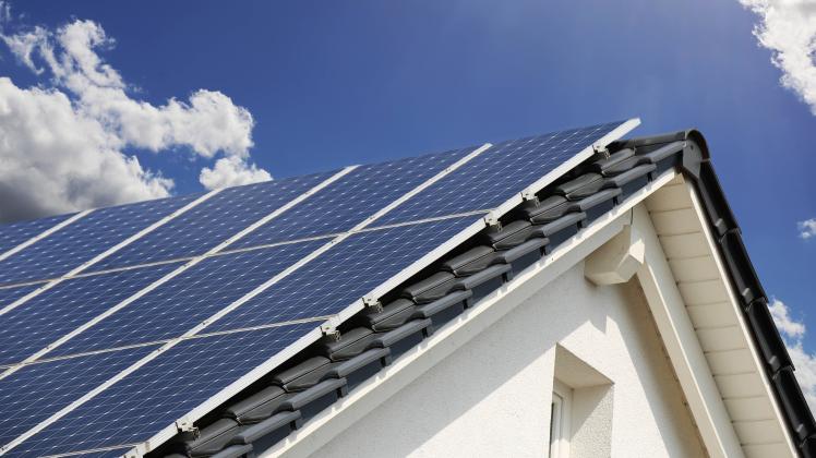 Solarzellen, die für alle privaten und gewerblichen Neubauten obligatorisch sind, fordert die Initiative „Osnabrück klimaneutral“ als einen von vielen Schritten. 