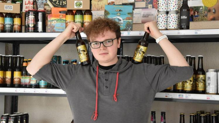 Rick Kumpfert ist Storemanager der Bierbühne Rostock im Barnstorfer Weg. Rick Kumpfert ist Storemanager der Bierbühne Rostock im Barnstorfer Weg.