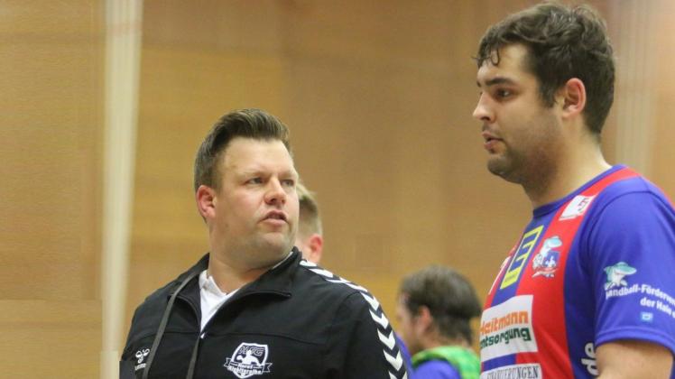 Trainer Felix Knakowski (links) und Spieler Mirko Hahn (rechts) wollen mit der HSG Horst/Kiebitzreihe wieder punkten.