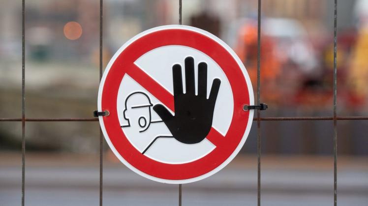 Die Spielanlage am Gerberbruch in Rostock wird teilweise saniert. Einige Bereiche stehen Kindern und Jugendlichen in dieser Zeit nicht zur Verfügung. Die Spielanlage am Gerberbruch in Rostock wird teilweise saniert. Einige Bereiche stehen Kindern und Jugendlichen in dieser Zeit nicht zur Verfügung.