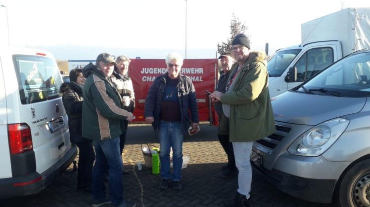 Bis unters Dach beladen mit Hilfsgütern fuhren die Krakower in die polnische Partnerstadt Ujscie.