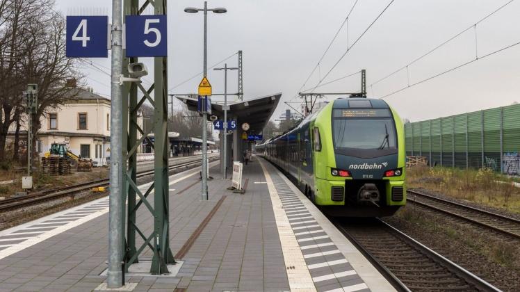 Auch um den Aus- und Umbau des Bahnhofs in Pinneberg wird es bei dem Treffen gehen. Wie auch Elmshorn soll die Kreisstadt im Zuge der Ausbaupläne einen zusätzlichen Halt bekommen.